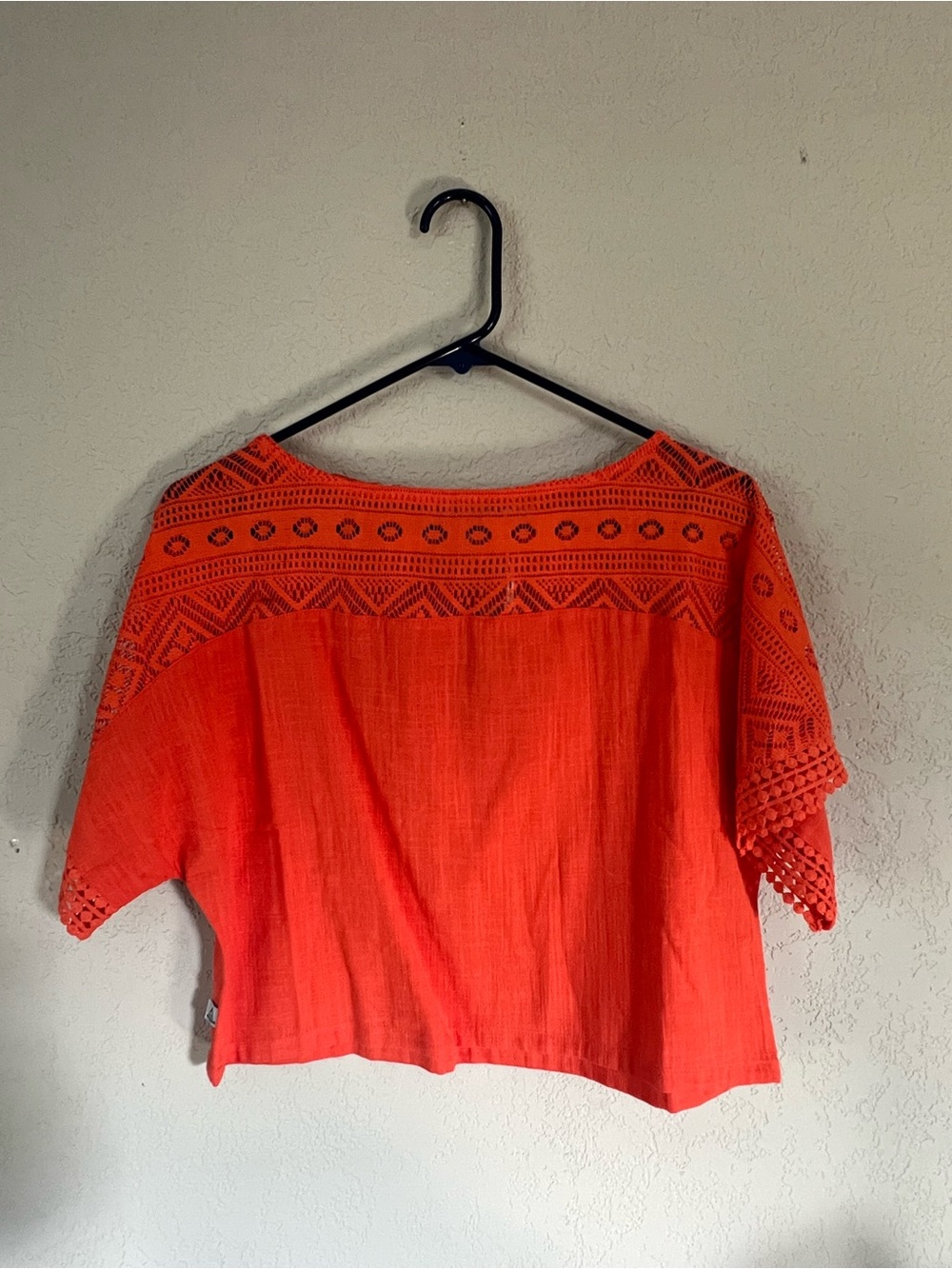 NWT Passenger Ember Orange Lightweight Woven Cutout Top